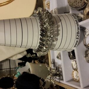 Vintage clear crystals accordion Cha cha bracelet